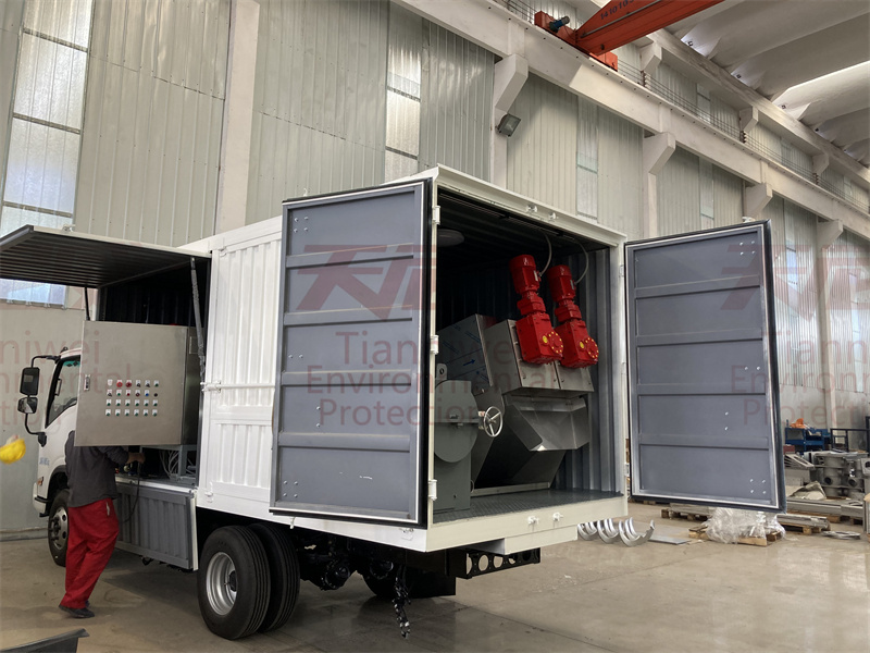 專業(yè)污泥清淤，沉淀池清淤，滲濾液清淤